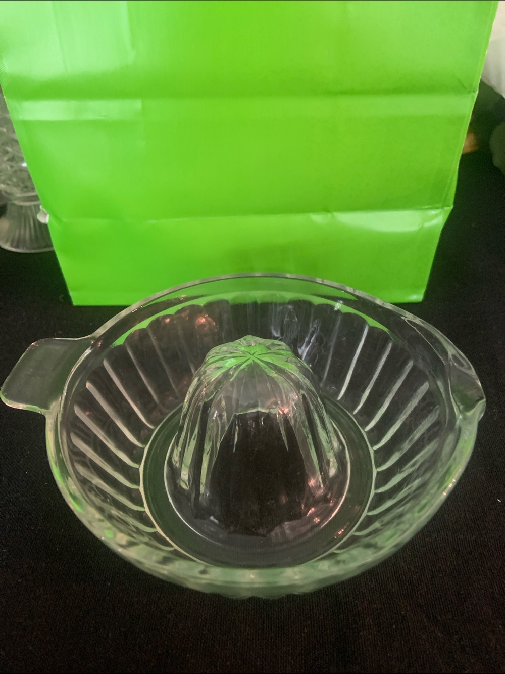 Clear Glass Juicer/Citrus Reamer